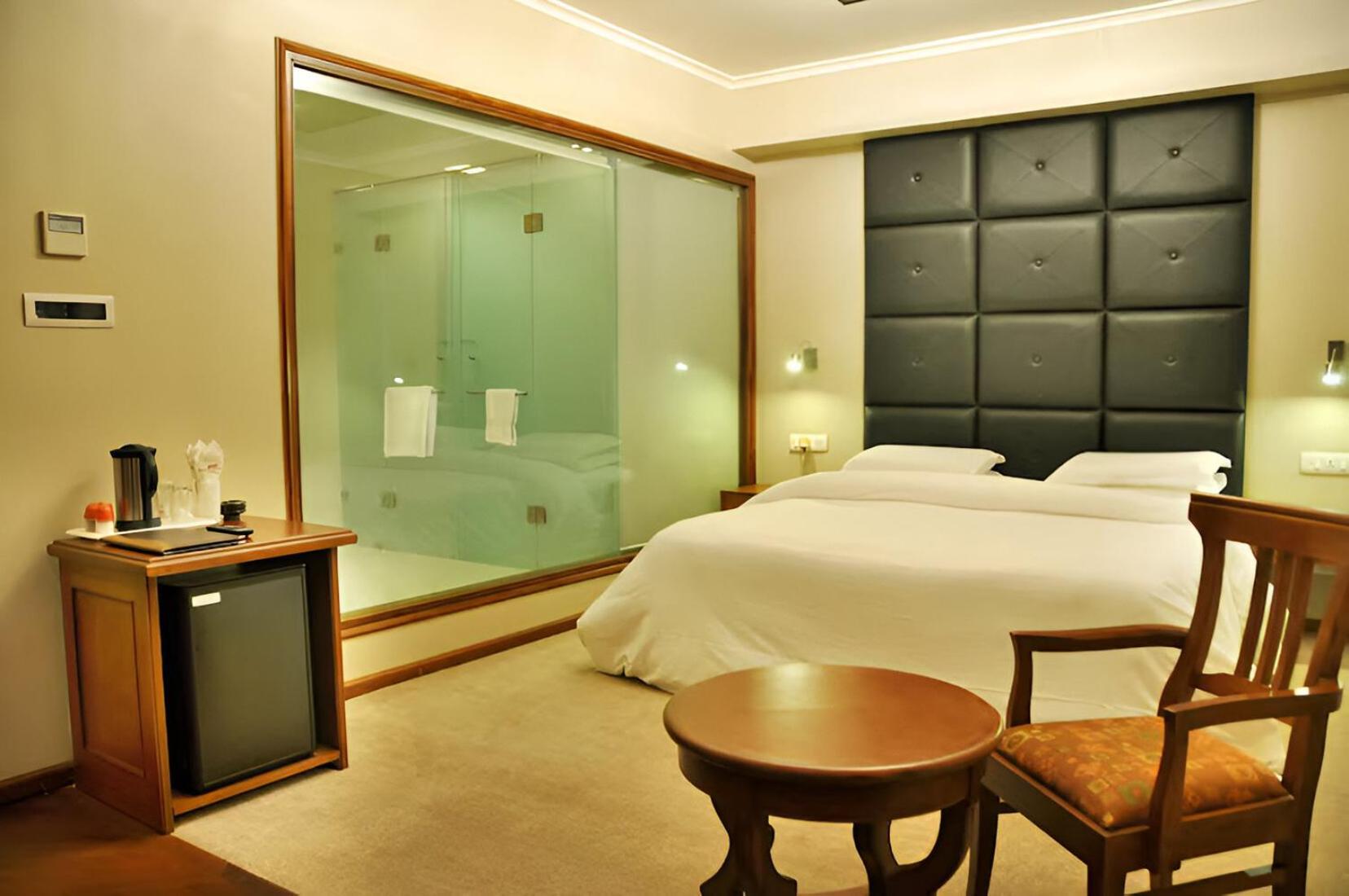Hotel Aram Jāmnagar 外观 照片